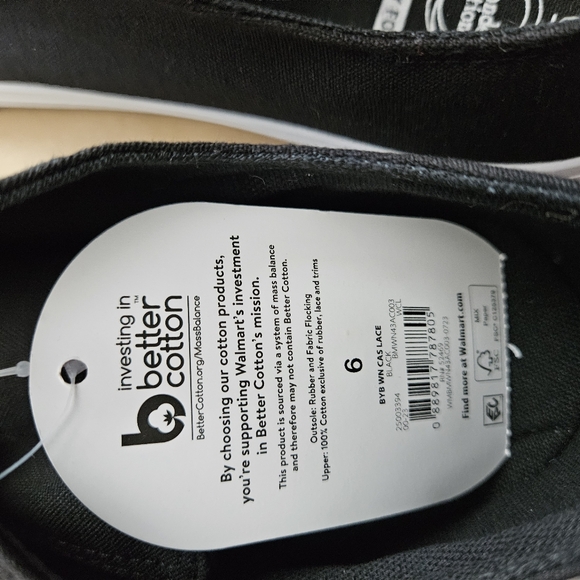 Shoe's size 6 boys nwt - Picture 9 of 9